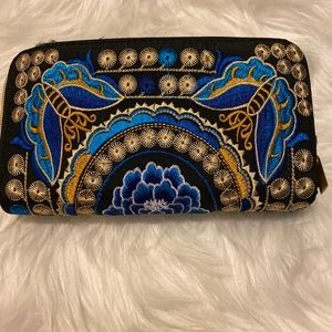 Beautiful Mexican wallet small zippers for closure